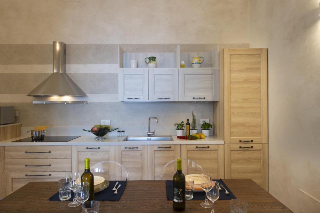 AMORE RENTALS - Casa Volte Alte Positano Esterno foto