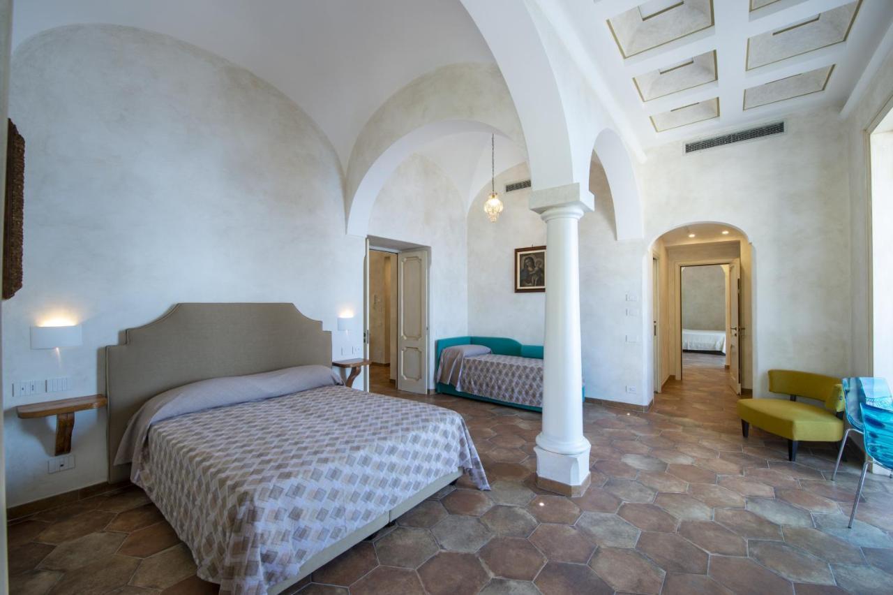 AMORE RENTALS - Casa Volte Alte Positano Esterno foto