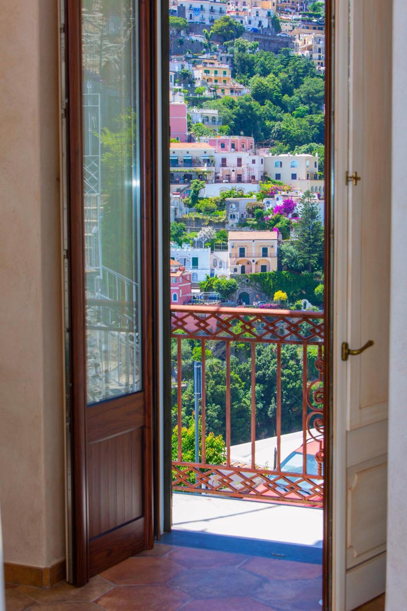 AMORE RENTALS - Casa Volte Alte Positano Esterno foto