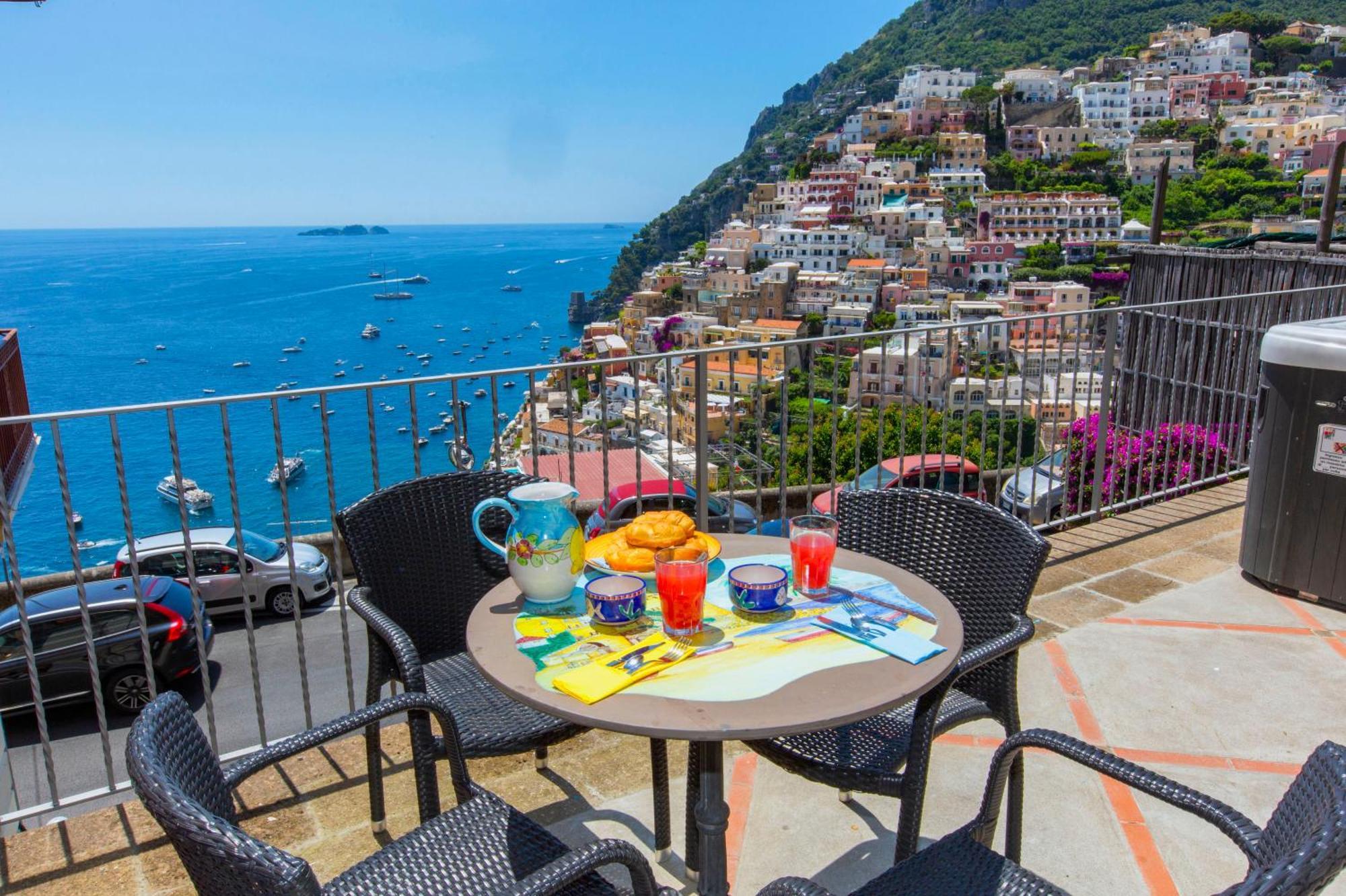 AMORE RENTALS - Casa Volte Alte Positano Esterno foto
